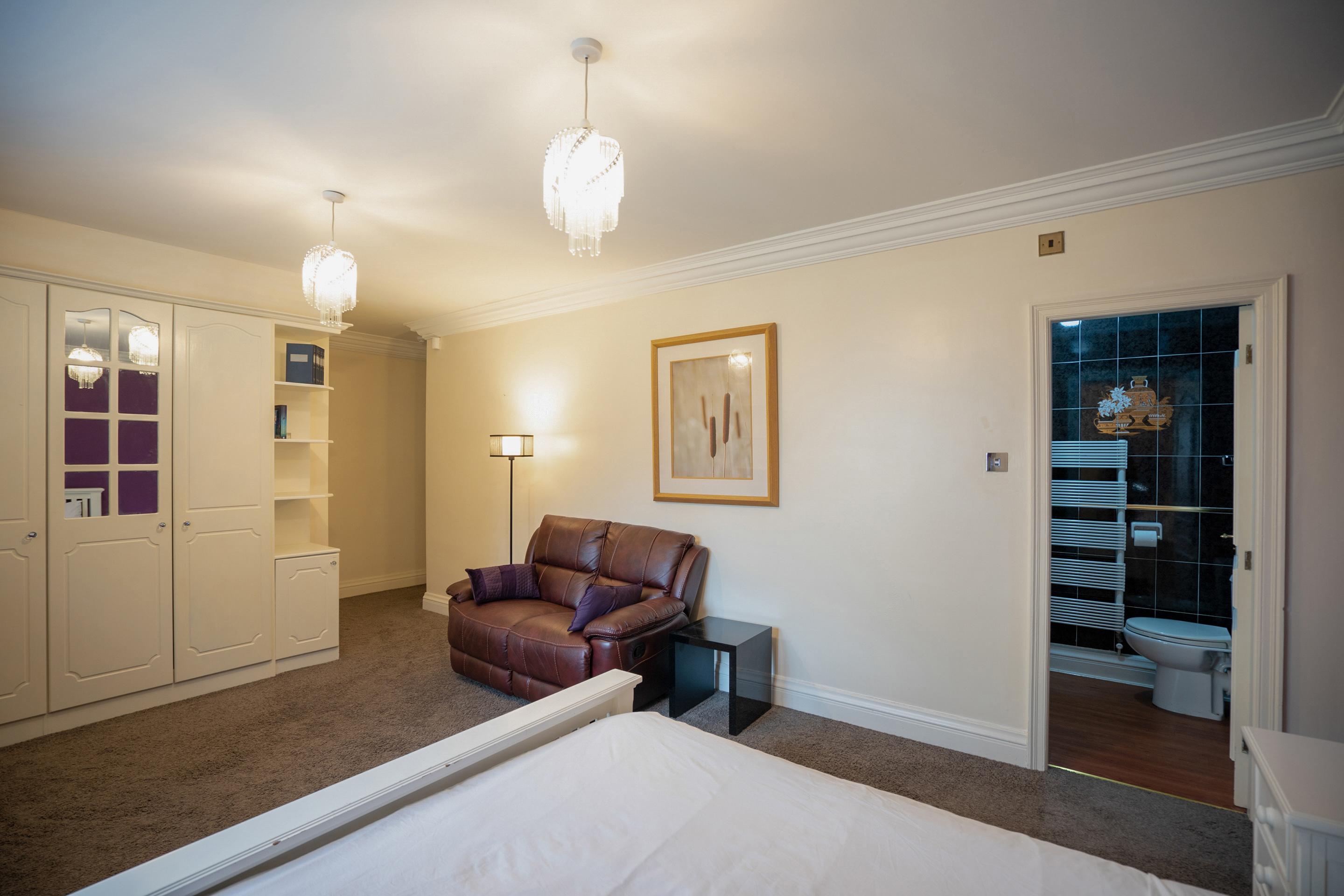 Oyo Oakcroft Guest House Manchester Airport Ringway Екстер'єр фото