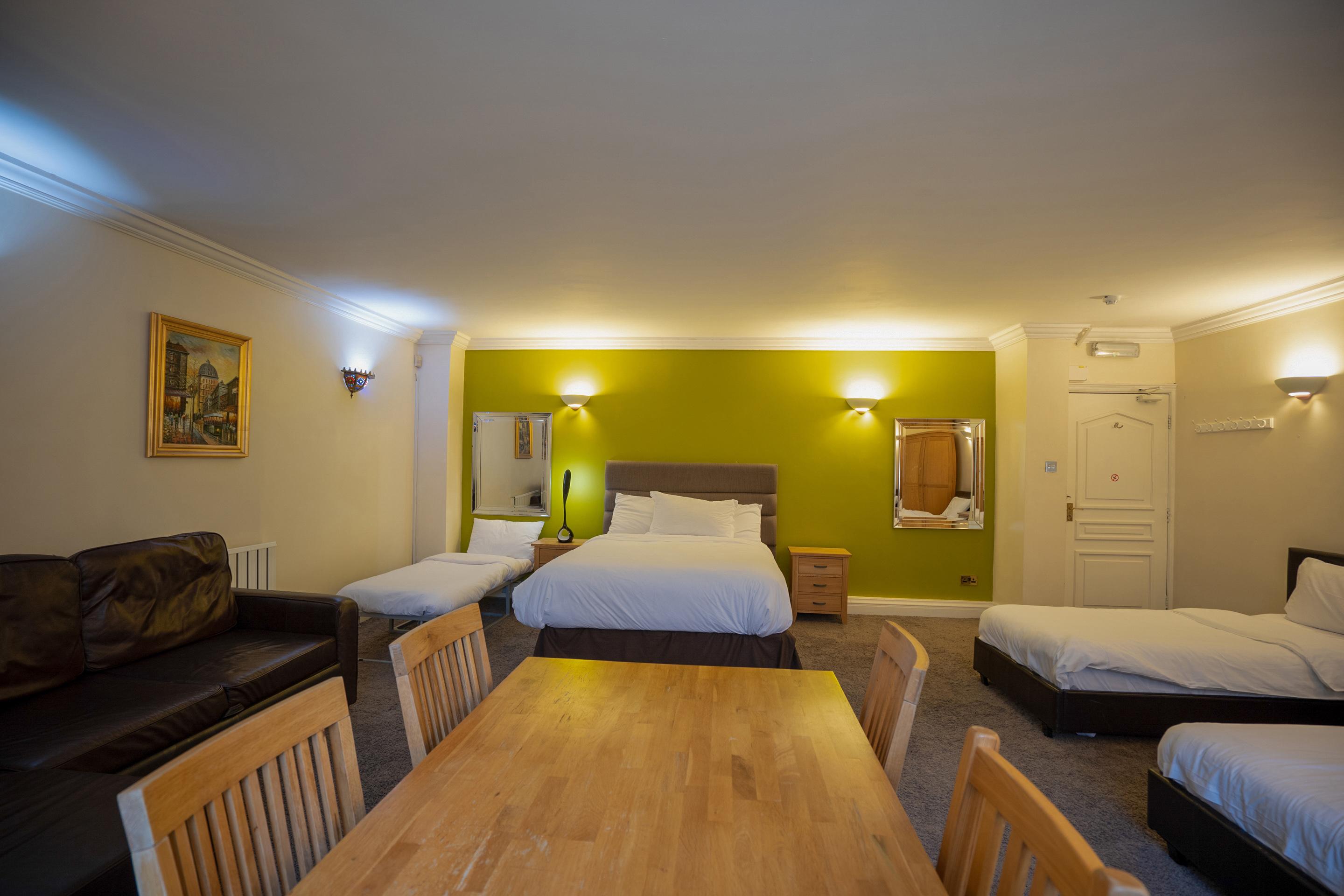 Oyo Oakcroft Guest House Manchester Airport Ringway Екстер'єр фото