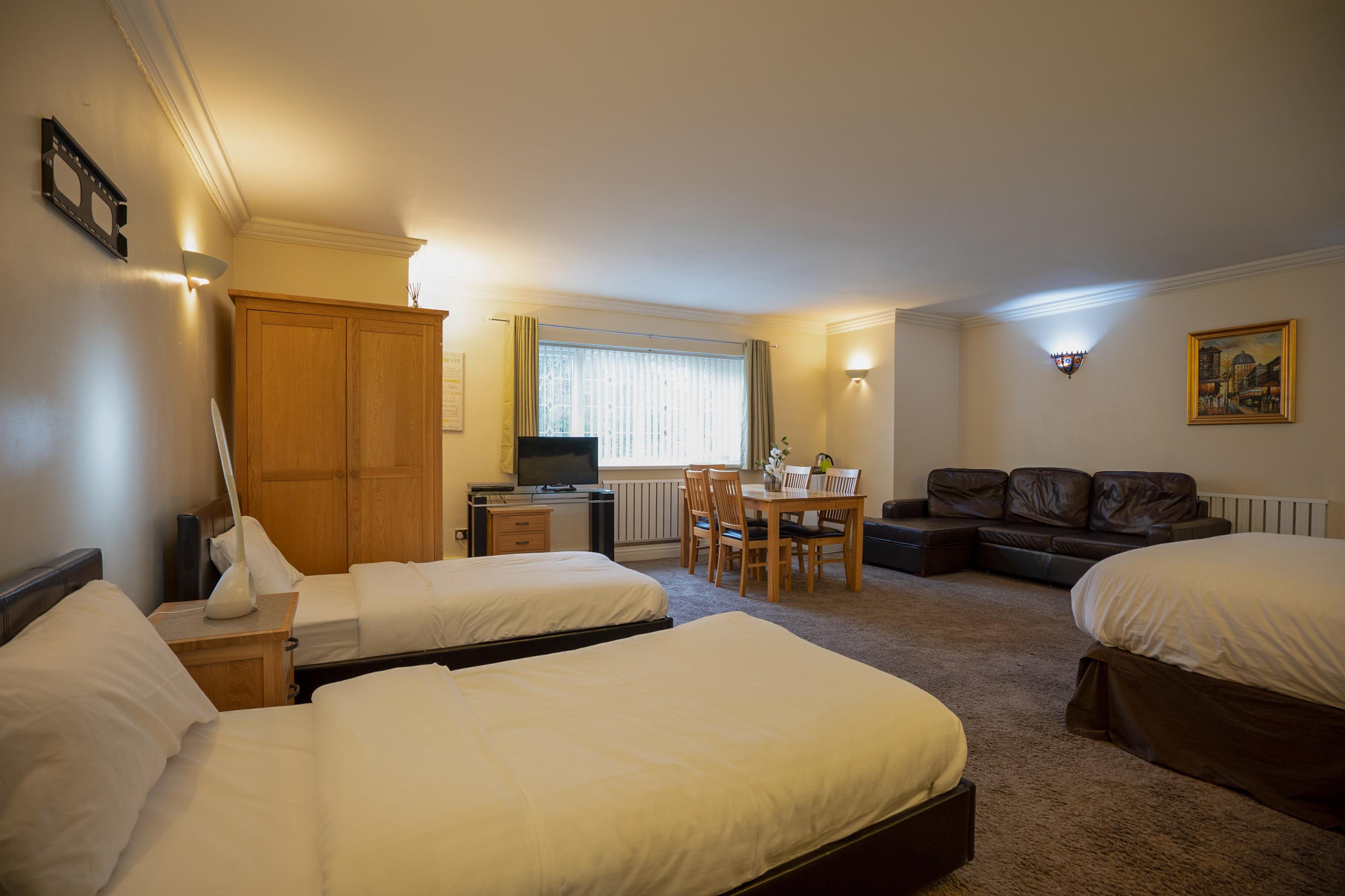 Oyo Oakcroft Guest House Manchester Airport Ringway Екстер'єр фото