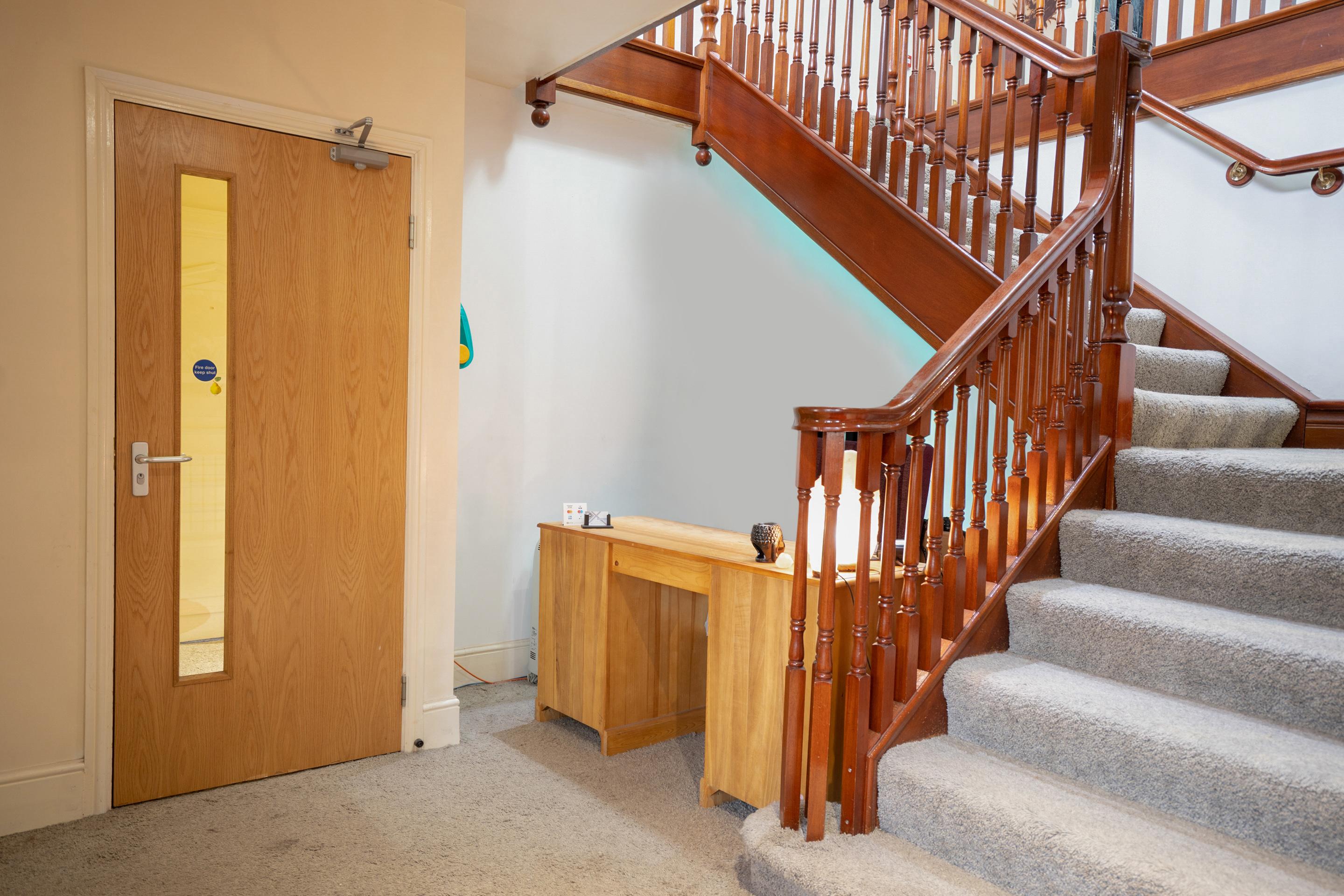 Oyo Oakcroft Guest House Manchester Airport Ringway Екстер'єр фото
