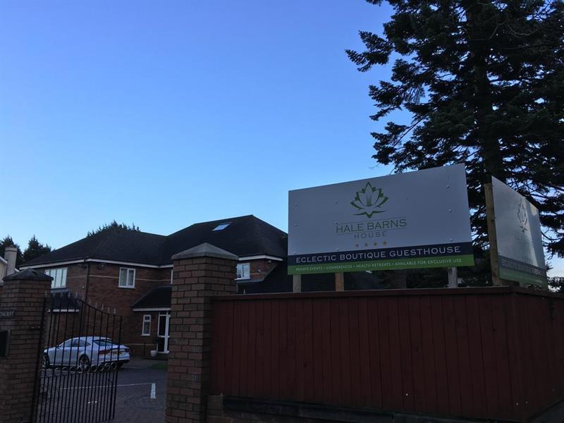 Oyo Oakcroft Guest House Manchester Airport Ringway Екстер'єр фото